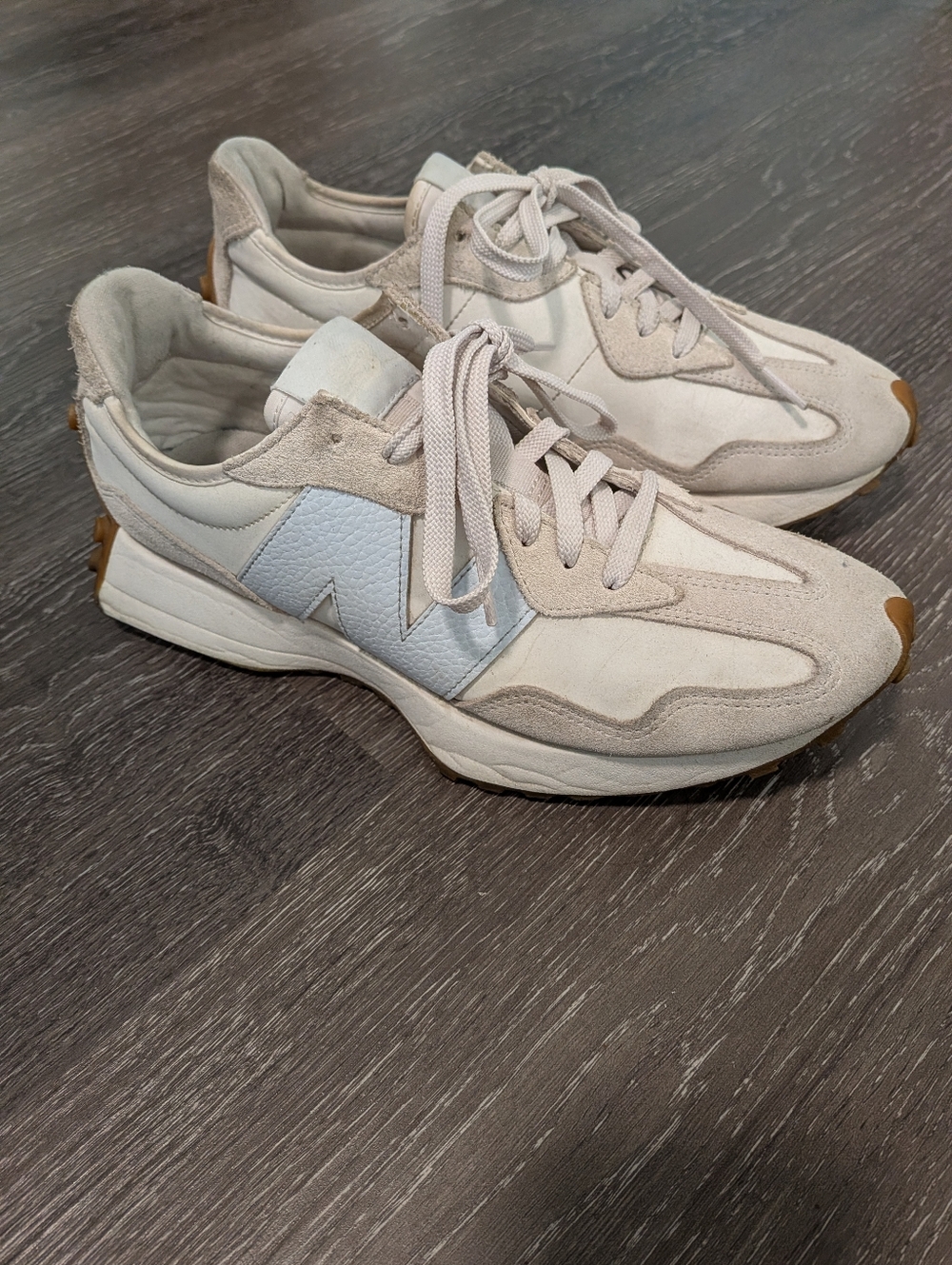 New Balance 327 Sneakers - Picture 2 of 6